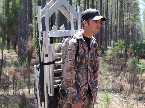 Gunslinger carry on back